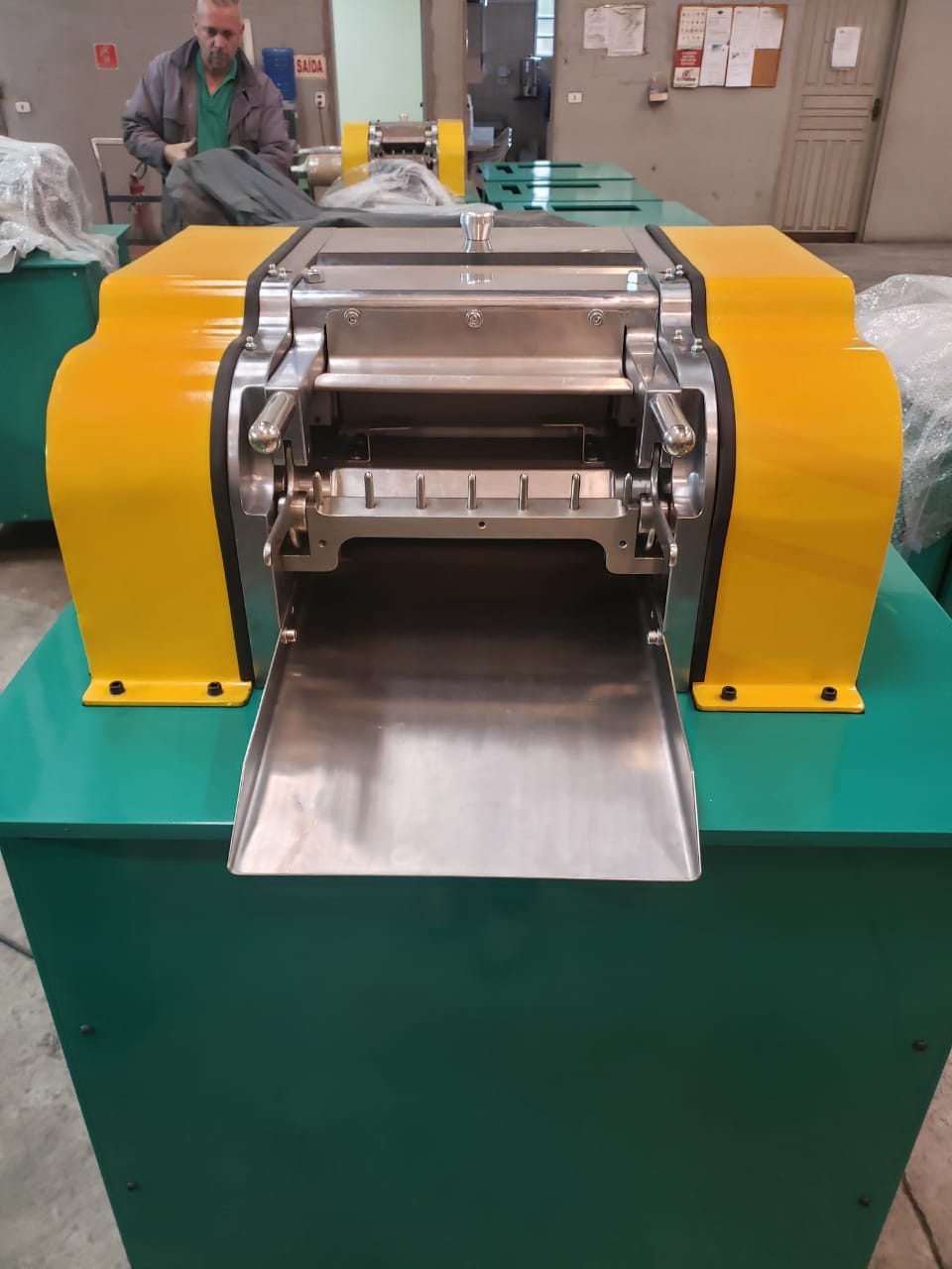 GRANULADOR UF300:50 2023-11-30 at 12.27.56